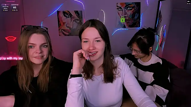 Snapshot of veronica_bubble chatting on 01-16-26, 08:13 veronica bubble online show from 01-16-26, 08:13