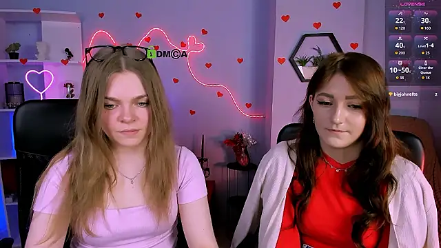 Snapshot of veronica_bubble chatting on 03-19-26, 08:13 veronica bubble online show from 03-19-26, 08:13