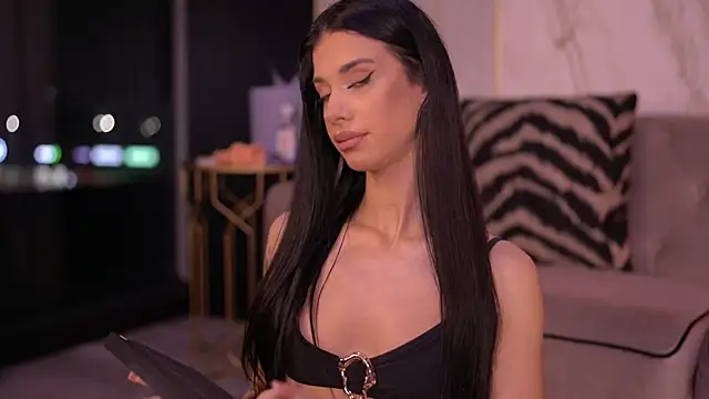 Snapshot of ArinaCarter chatting on 12-01-25, 06:24 ArinaCarter online show from 12-01-25, 06:24