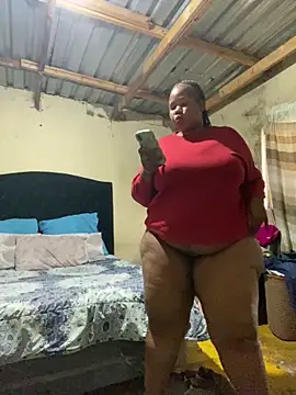 Curvycandy95 online show from 04-23-26, 02:30