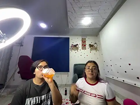 Lucyheart  online show from 03-08-26, 03:32