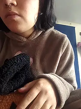 amanne misa online show from 10-24-25, 05:31