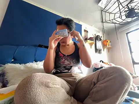 amanne misa online show from 10-30-25, 05:57