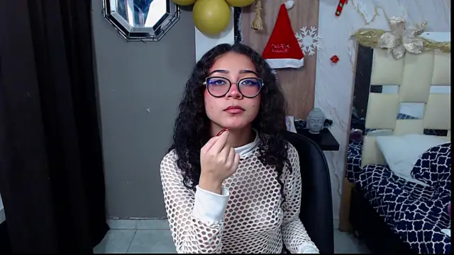 honeymoon 12 online show from 11-20-25, 12:00