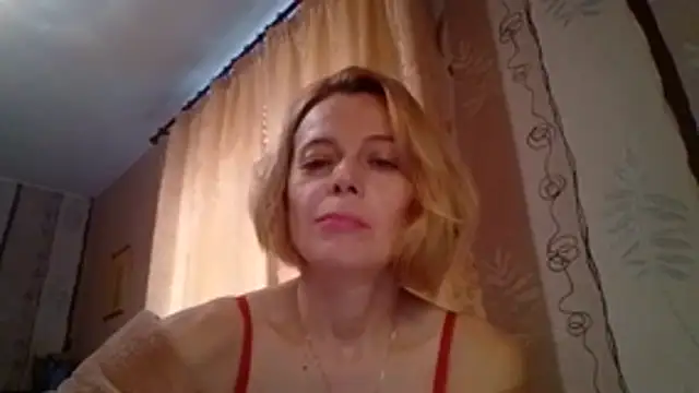 LiluXRose online show from 10-24-25, 11:39