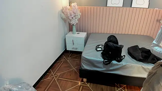 Snapshot of Maraia_Ford chatting on 11-22-25, 07:46 Maraia Ford online show from 11-22-25, 07:46