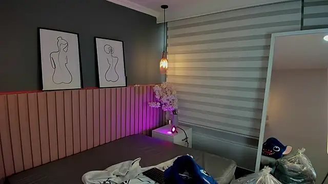 Snapshot of Maraia_Ford chatting on 11-27-25, 08:11 Maraia Ford online show from 11-27-25, 08:11