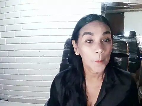 MiiaVelasquez online show from 11-03-25, 03:52