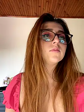 CoraVibes online show from 09-19-25, 07:47