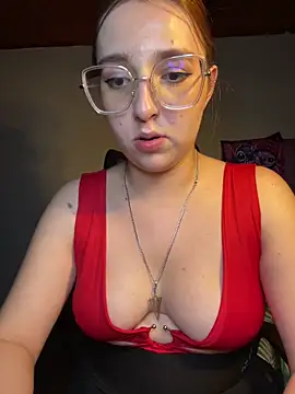 CoraVibes online show from 12-14-25, 11:53