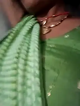 Snapshot of Radha8080 chatting on 09-08-25, 05:01 Radha8080 online show from 09-08-25, 05:01