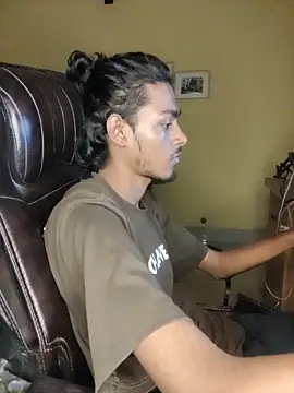 thecatfish online show from 10-26-25, 04:35