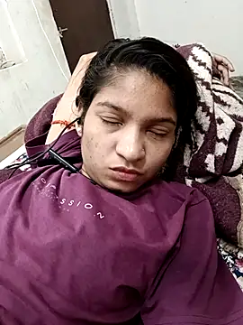 Hotty-sofiya online show from 10-13-25, 04:45