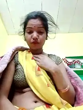 Snapshot of Seema_guptaji chatting on 01-15-26, 10:13 Seema guptaji online show from 01-15-26, 10:13