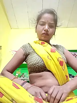 Snapshot of Seema_guptaji chatting on 01-17-26, 10:02 Seema guptaji online show from 01-17-26, 10:02