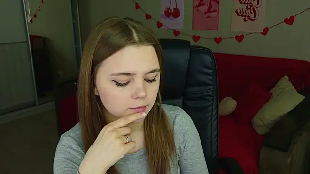 LeksaLove online show from 04-06-26, 05:36