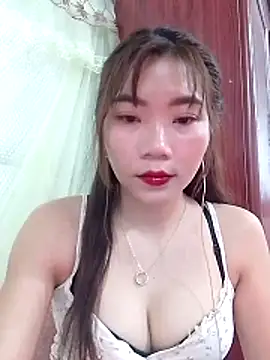 Snapshot of MyMy08 chatting on 12-22-25, 02:36 MyMy08 online show from 12-22-25, 02:36