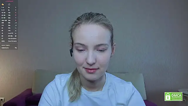 HongTomczak online show from 06-11-26, 07:06