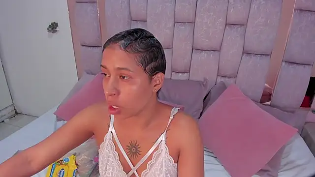 cloemorwen online show from 12-15-25, 10:03