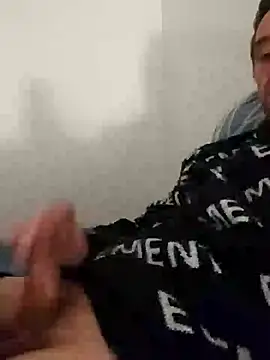 Snapshot of xxxxxcgbn chatting on 10-17-25, 03:20 xxxxxcgbn online show from 10-17-25, 03:20