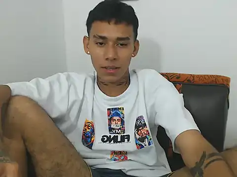 Snapshot of sebasbight chatting on 09-24-25, 09:40 sebasbight online show from 09-24-25, 09:40