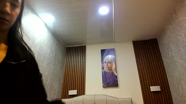 Sophi Thaylorr online show from 03-12-26, 01:28