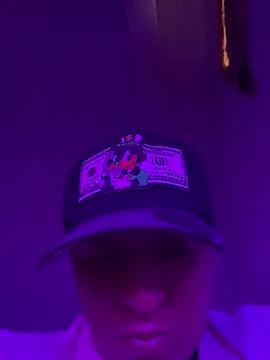 Snapshot of Jrivera22 chatting on 10-24-25, 06:48 Jrivera22 online show from 10-24-25, 06:48