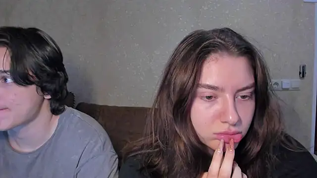 muuur fam online show from 11-16-25, 07:30