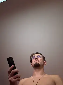 Snapshot of AndrewAndrew997 chatting on 11-02-25, 07:33 AndrewAndrew997 online show from 11-02-25, 07:33