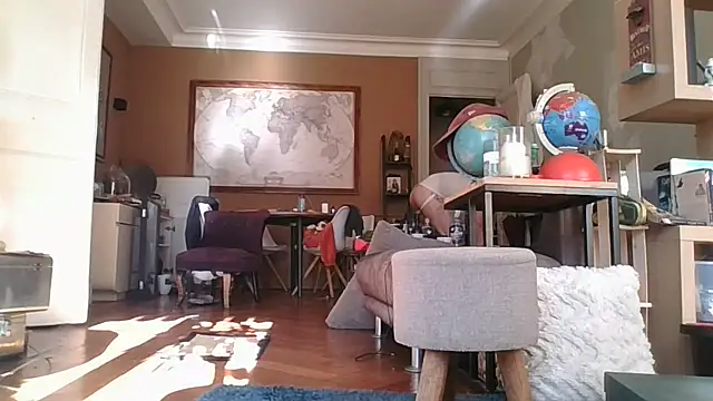 Snapshot of Titilouonlyf69 chatting on 11-07-25, 11:21 Titilouonlyf69 online show from 11-07-25, 11:21