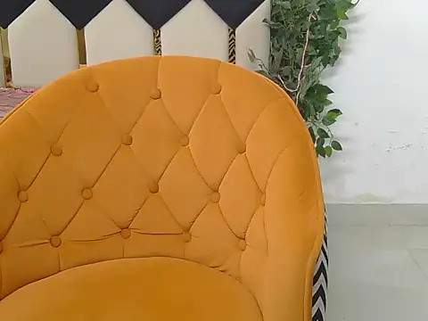 Its-ishikaa online show from 11-18-25, 07:13