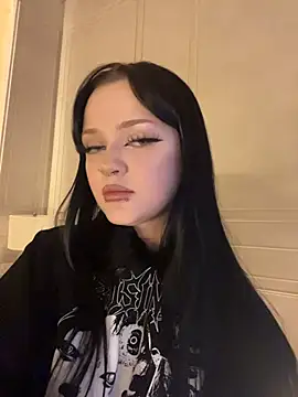 Snapshot of _Anorrra_ chatting on 03-08-26, 04:44 Anorrra online show from 03-08-26, 04:44