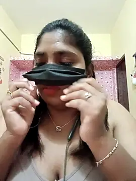 Snapshot of tamilrohini chatting on 09-11-25, 03:01 tamilrohini online show from 09-11-25, 03:01