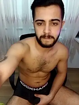 Ozi1910 online show from 10-25-25, 02:35