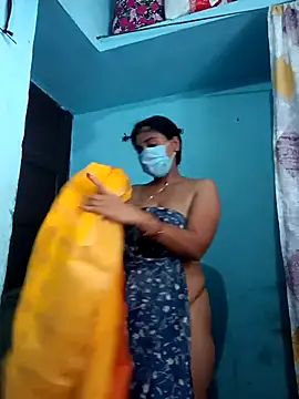 Snapshot of Mast-Haseena chatting on 06-08-26, 01:20 Mast-Haseena online show from 06-08-26, 01:20
