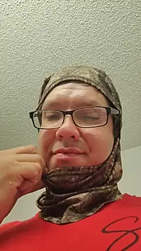 Snapshot of bigdickdaddy12691 chatting on 10-16-25, 12:44 bigdickdaddy12691 online show from 10-16-25, 12:44