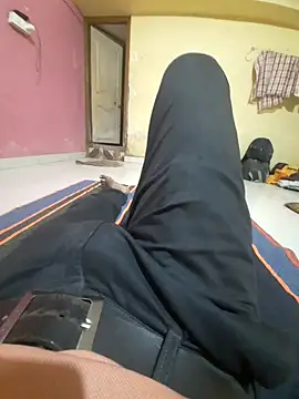 choot paglu online show from 10-11-25, 07:07