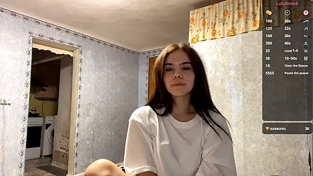 Snapshot of Lia_rise chatting on 09-24-25, 04:10 Lia rise online show from 09-24-25, 04:10