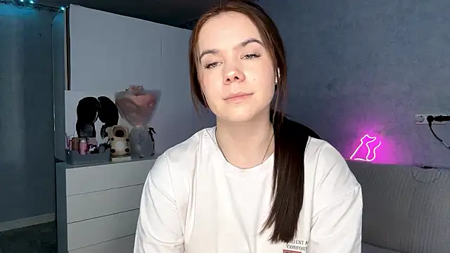 Lia rise online show from 03-01-26, 01:13