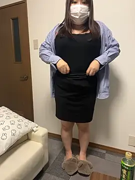 Snapshot of shimera-nohime25 chatting on 10-30-25, 01:34 shimera-nohime25 online show from 10-30-25, 01:34