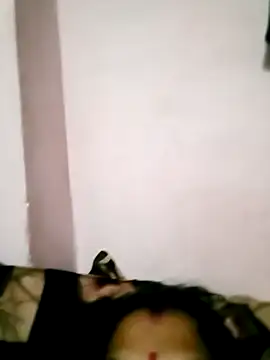 Snapshot of Hot-yuo84 chatting on 09-21-25, 05:25 Hot-yuo84 online show from 09-21-25, 05:25