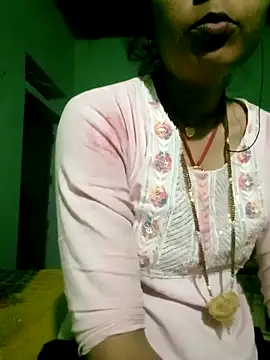 Snapshot of Hot-yuo84 chatting on 10-23-25, 05:44 Hot-yuo84 online show from 10-23-25, 05:44