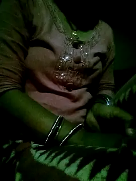 Snapshot of Hot-yuo84 chatting on 10-29-25, 05:47 Hot-yuo84 online show from 10-29-25, 05:47