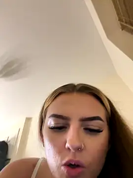 Summer21k online show from 11-04-25, 09:36