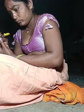 Snapshot of sadhna200 chatting on 06-06-26, 08:57 sadhna200 online show from 06-06-26, 08:57