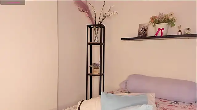 IsablellaDucal online show from 10-02-25, 04:36