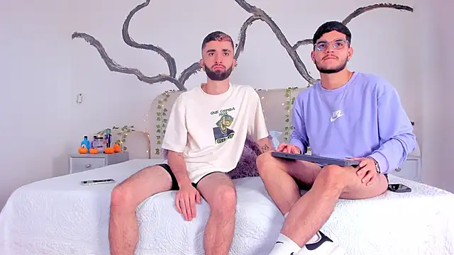 marcoAndMathew online show from 10-18-25, 08:09