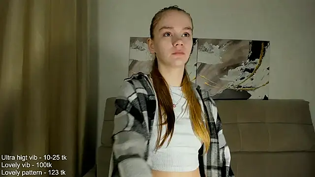 Snapshot of Angel_oci chatting on 09-19-25, 05:24 Angel oci online show from 09-19-25, 05:24