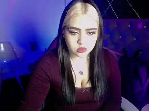 Snapshot of im_bunny__ chatting on 11-14-25, 11:42 im bunny online show from 11-14-25, 11:42