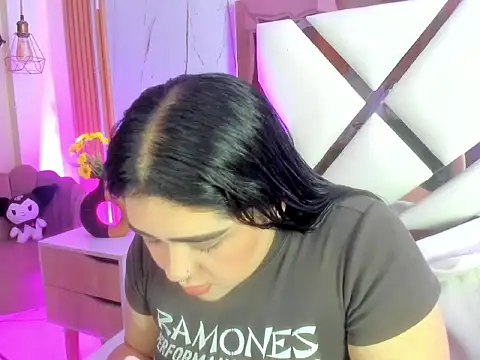 im bunny   online show from 02-28-26, 11:55